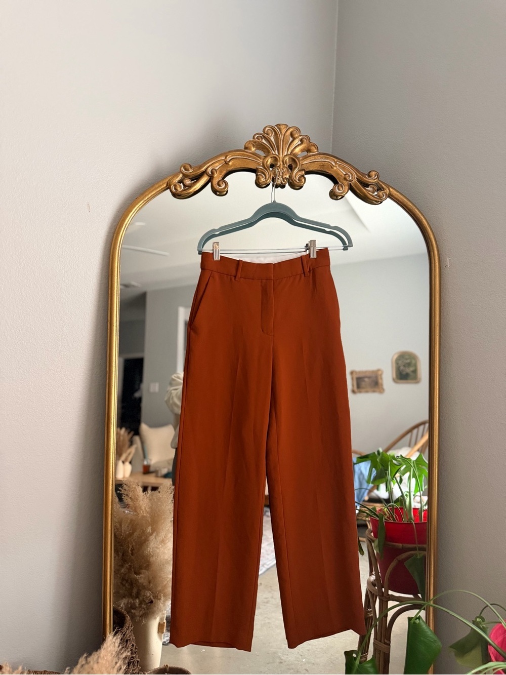 Aritzia Wilfred terracotta trouser pants size 4
